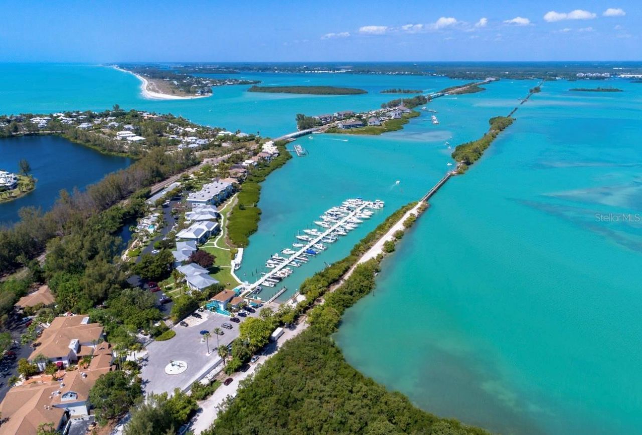 2813 NW 41st Avenue, Cape Coral, FL 33993 Photo