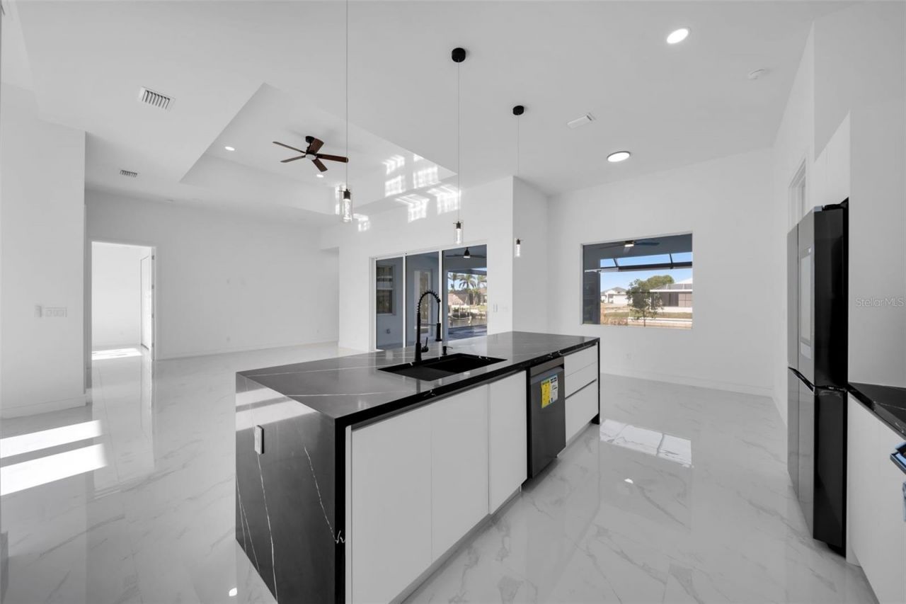 1234 NW 36th Avenue, Cape Coral, FL 33993 Photo