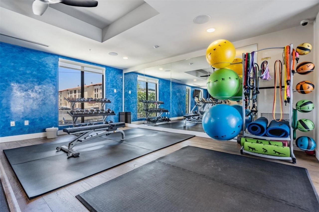 199 Dali Boulevard, Unit 403, Saint Petersburg, FL 33701 Photo