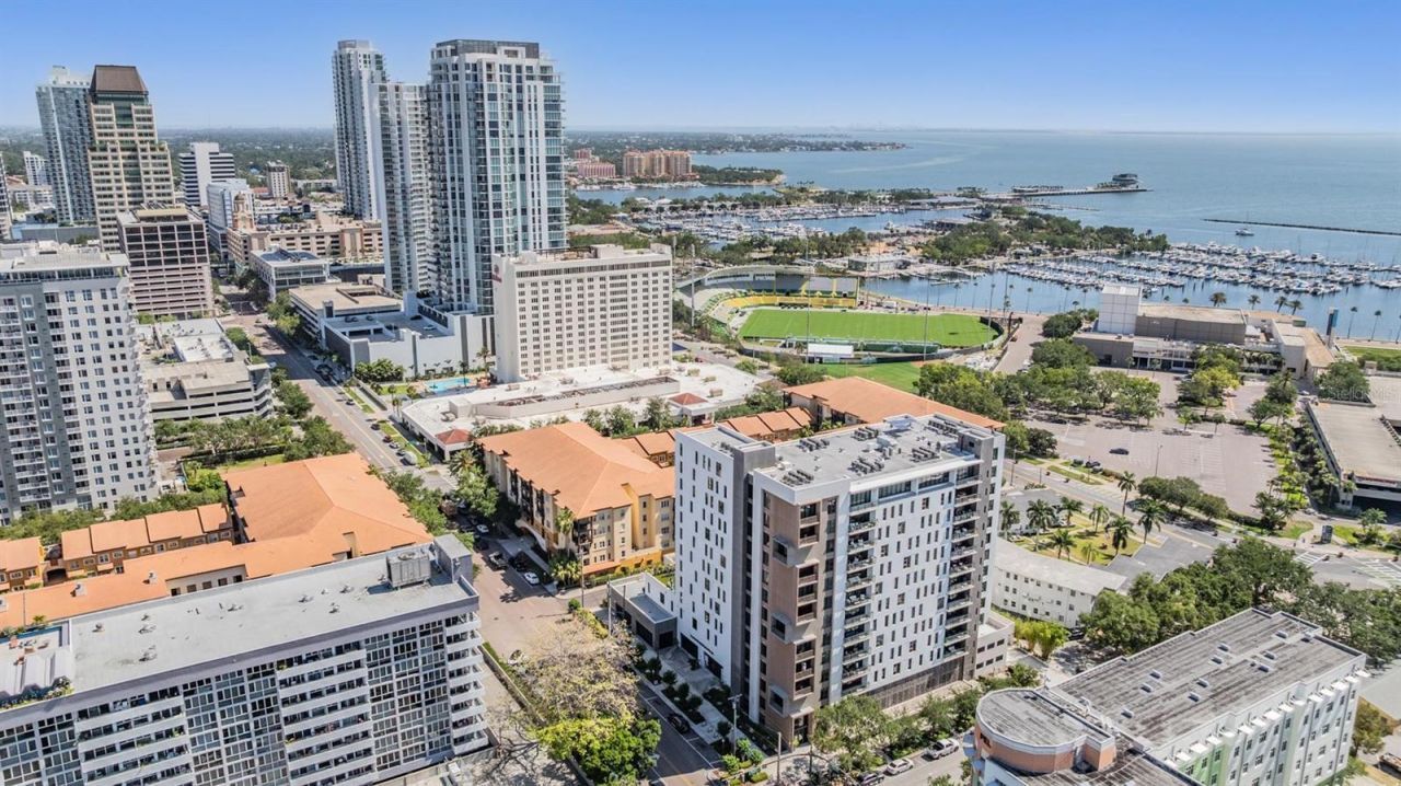 199 Dali Boulevard, Unit 403, Saint Petersburg, FL 33701 Photo