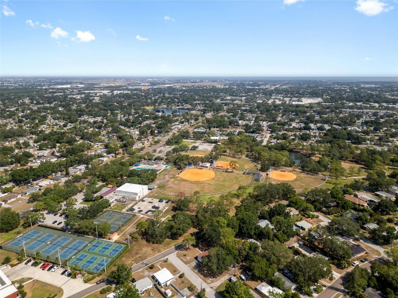 753 63rd Avenue N, Saint Petersburg, FL 33702 Photo