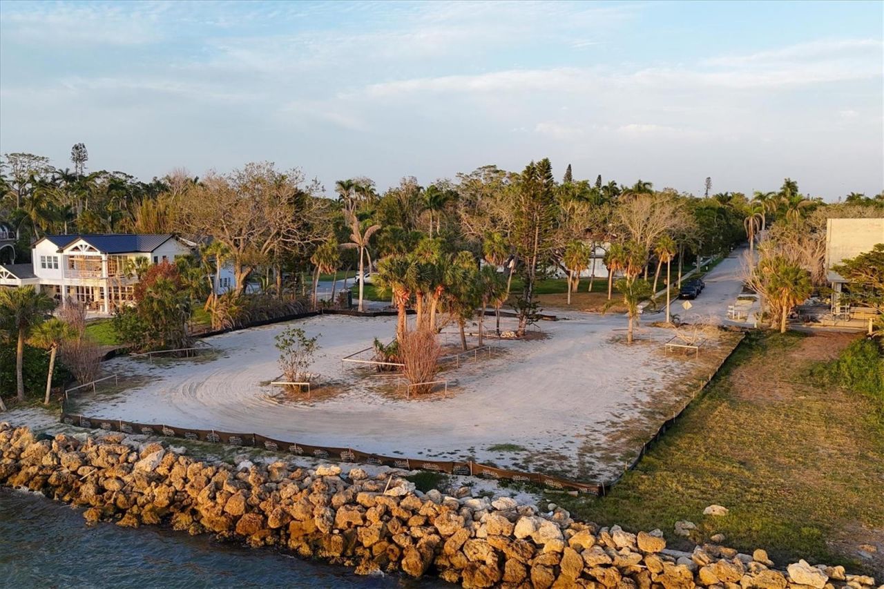 603 Indian Beach Lane, Sarasota, FL 34234 Photo