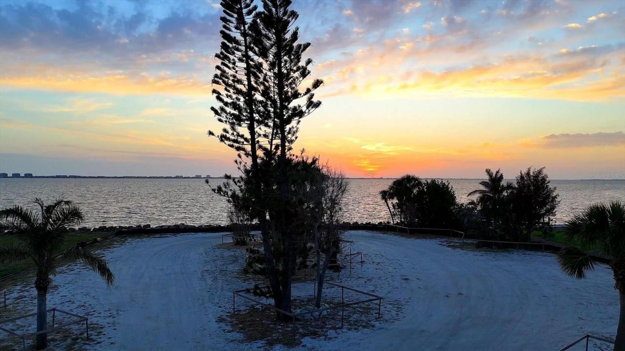 603 Indian Beach Lane, Sarasota, FL 34234 Photo