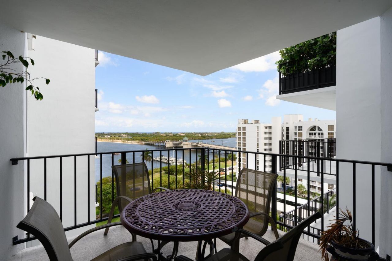 3800 Washington Road, Unit 1002, West Palm Beach, FL 33405 Photo