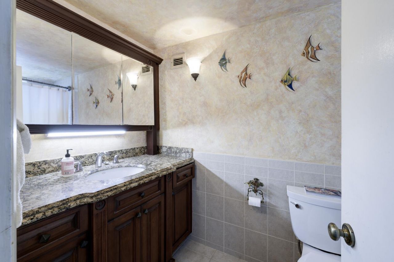 3800 Washington Road, Unit 1002, West Palm Beach, FL 33405 Photo