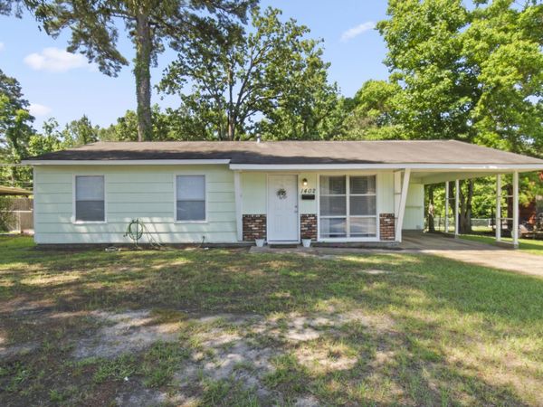 1402 Aaron Ave, Leesville, LA 71446