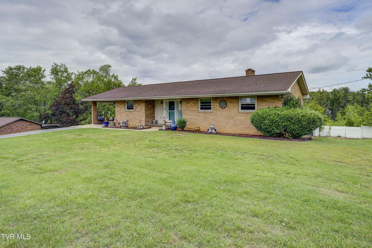 153 Rosefield Drive Kingsport, TN 37660