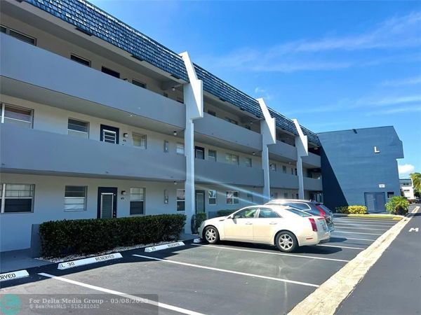 7897 Golf Circle Dr, Unit 110, Margate, FL 33063