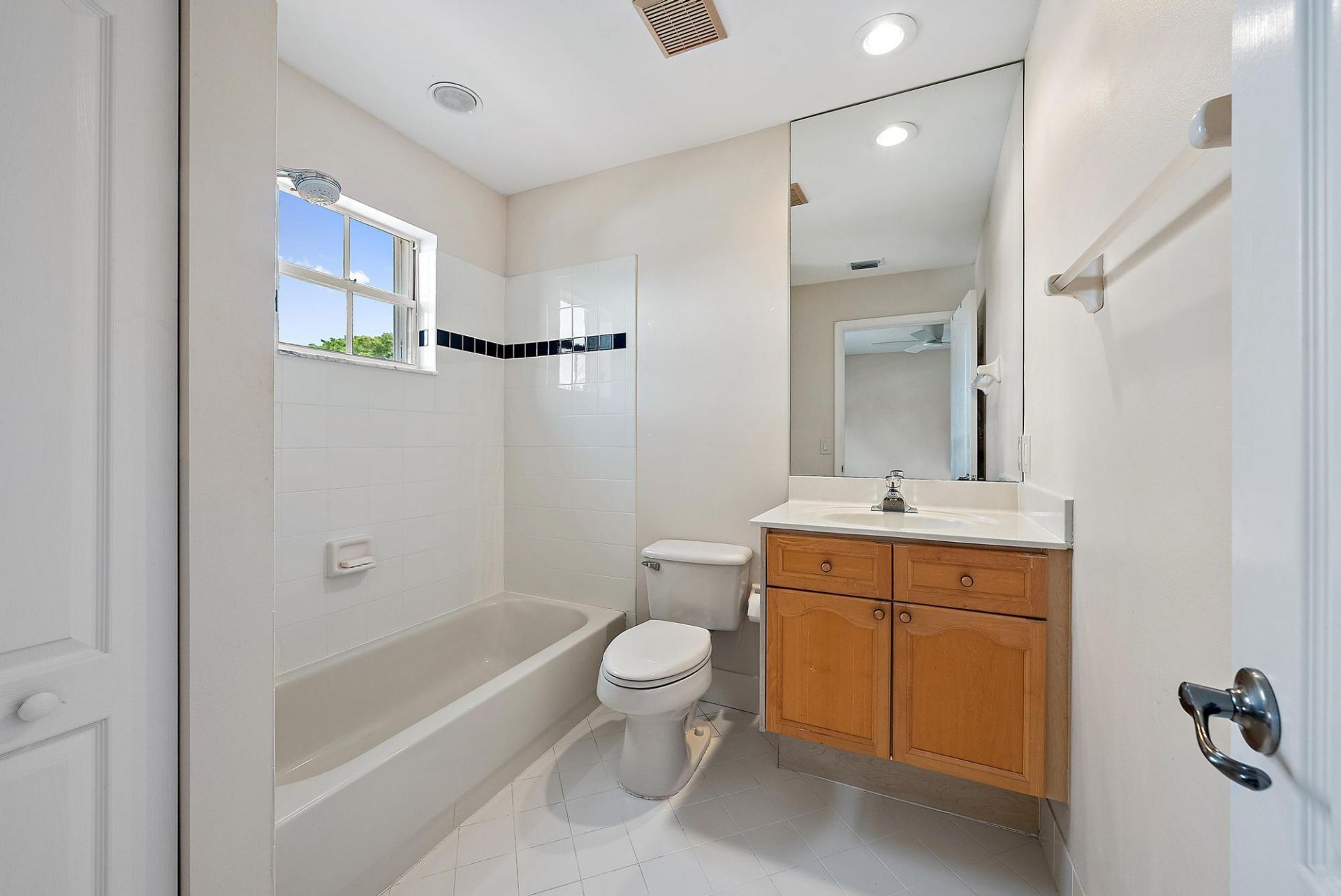 8150 Sandpiper Way, West Palm Beach, FL 33412 Photo