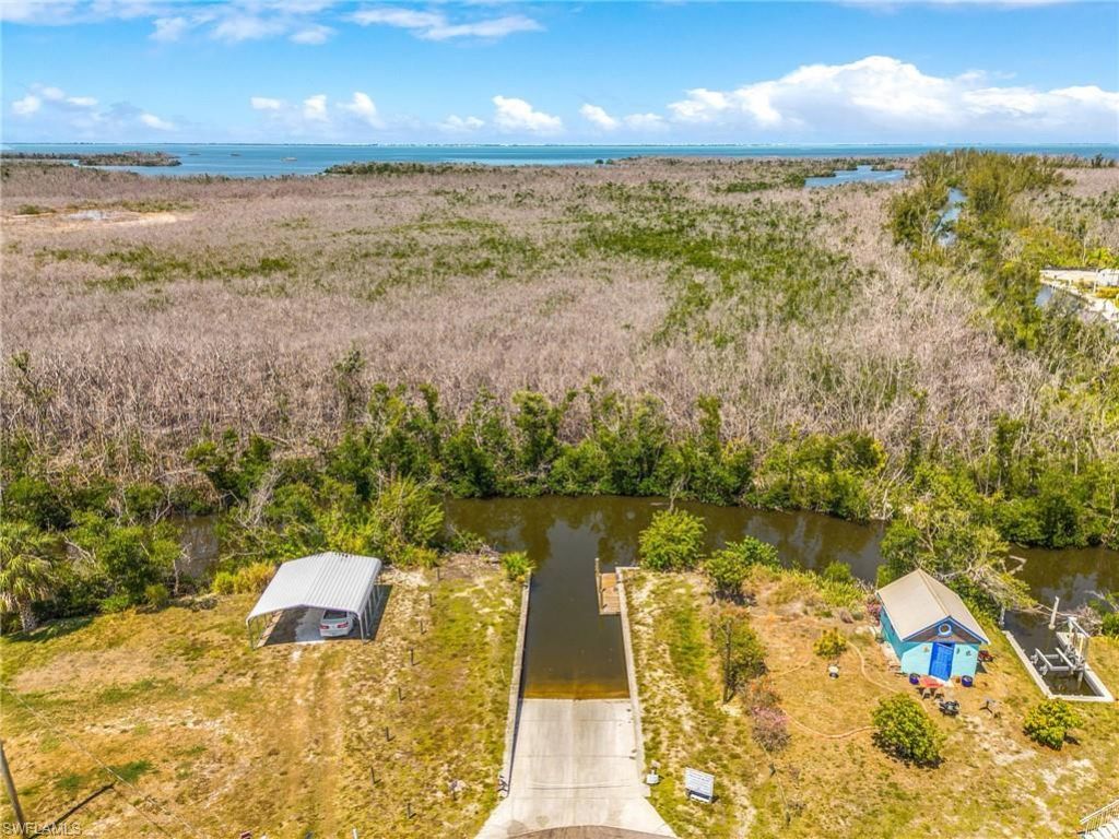 5099 Flamingo Dr, Saint James City, FL 33956 Photo