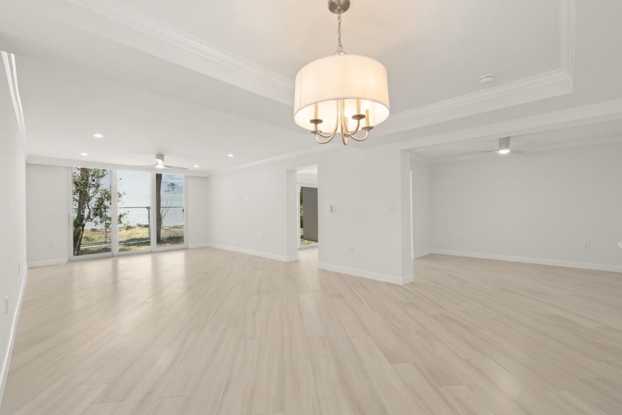 200 Periwinkle Way, Unit 111, Sanibel, FL 33957 Photo