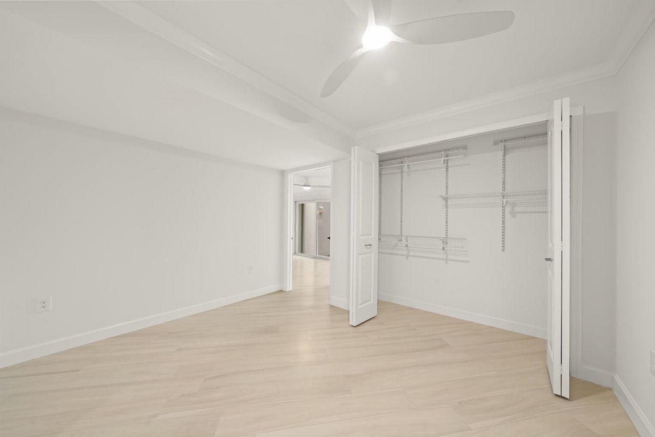 200 Periwinkle Way, Unit 111, Sanibel, FL 33957 Photo