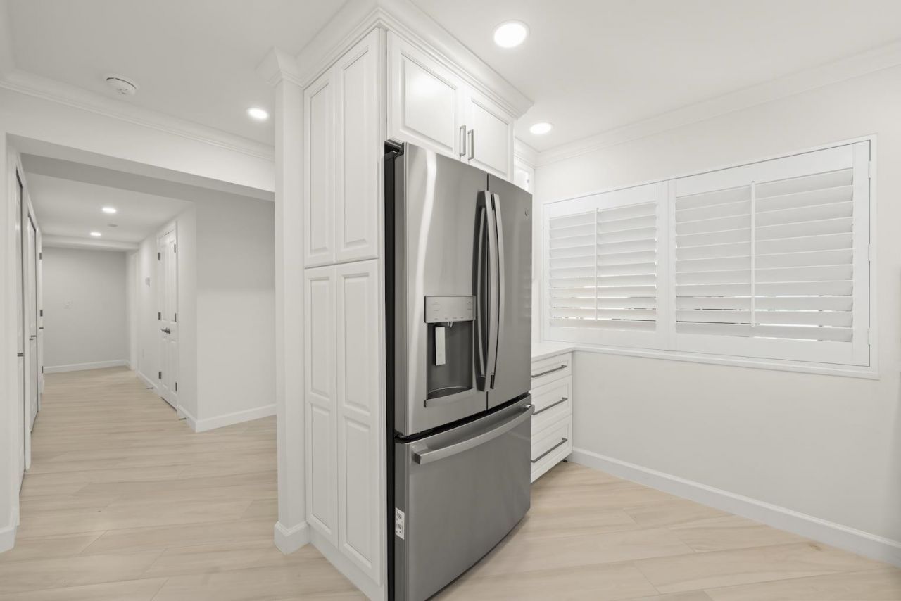 200 Periwinkle Way, Unit 111, Sanibel, FL 33957 Photo