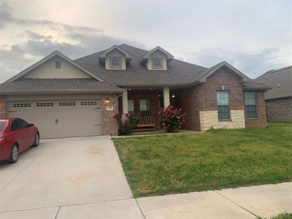 214 Hunt Street, Pea Ridge, AR 72751