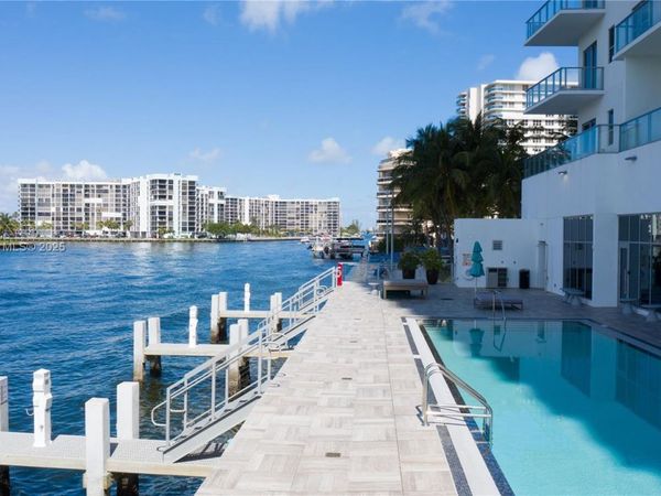 4010 S Ocean Dr, Unit CU-1, Hollywood, FL 33019