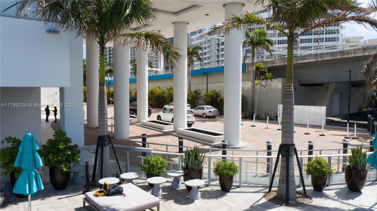 4010 S Ocean Dr, Unit CU-1, Hollywood, FL 33019 Photo