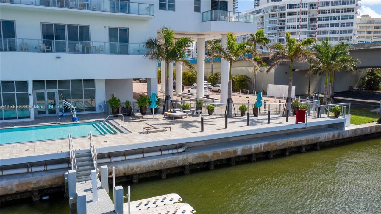 4010 S Ocean Dr, Unit CU-1, Hollywood, FL 33019 Photo