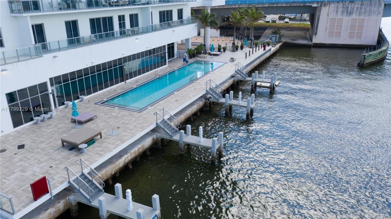 4010 S Ocean Dr, Unit CU-1, Hollywood, FL 33019 Photo