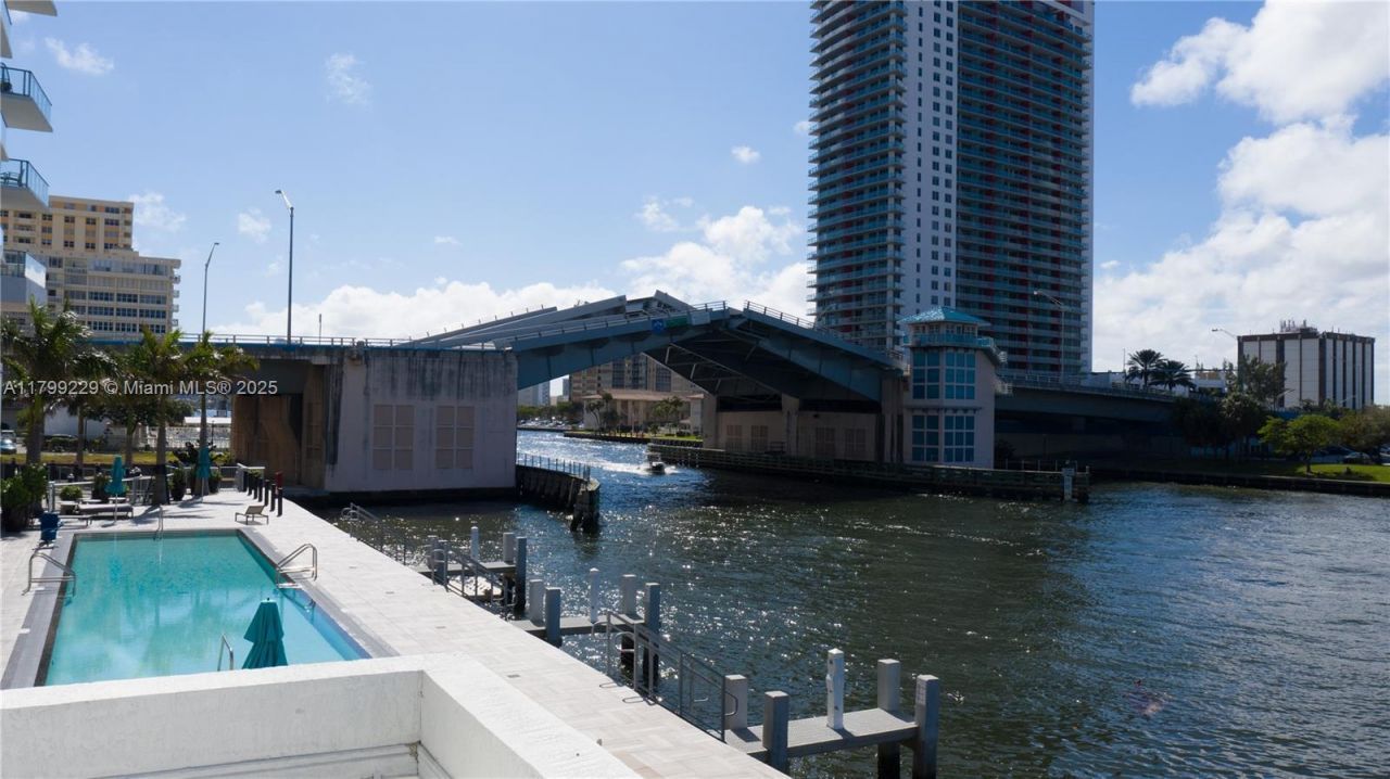 4010 S Ocean Dr, Unit CU-1, Hollywood, FL 33019 Photo