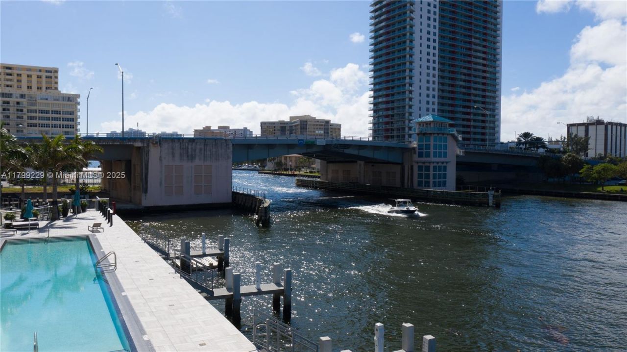 4010 S Ocean Dr, Unit CU-1, Hollywood, FL 33019 Photo