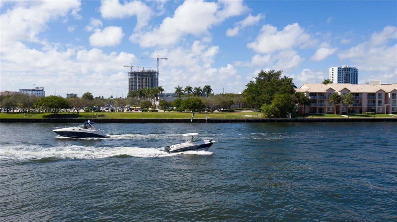 4010 S Ocean Dr, Unit CU-1, Hollywood, FL 33019 Photo