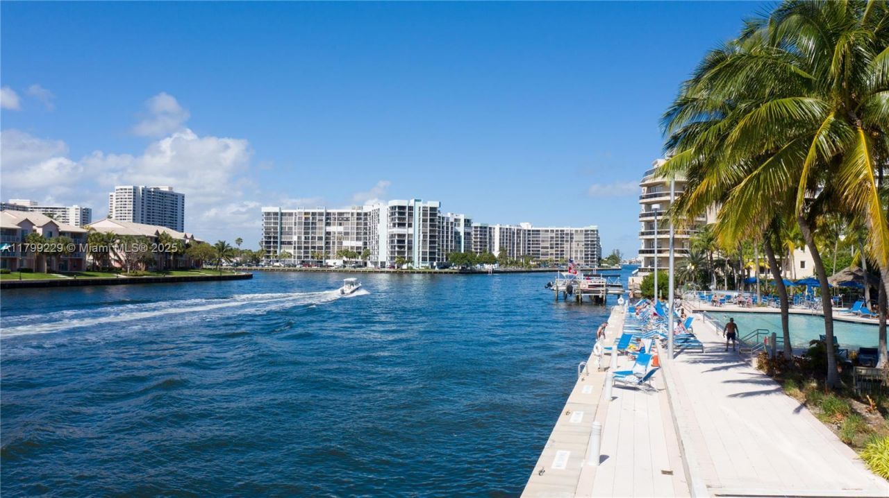 4010 S Ocean Dr, Unit CU-1, Hollywood, FL 33019 Photo