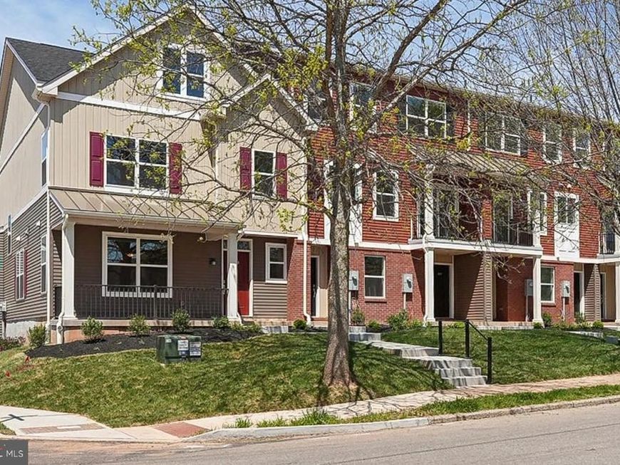 1854 Arbor Place Drive, Unit 50W, Norristown, PA 19401 Main Photo