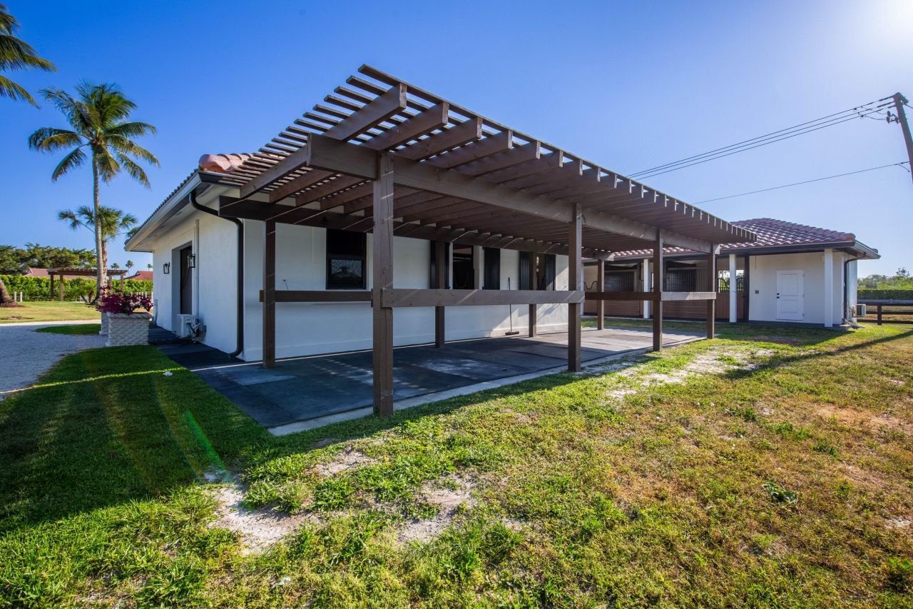 2184 Appaloosa Trail, Wellington, FL 33414 Photo