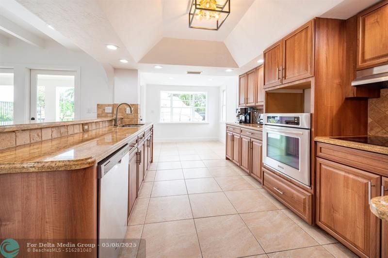 1749 SE 9th Street, Fort Lauderdale, FL 33316 Photo