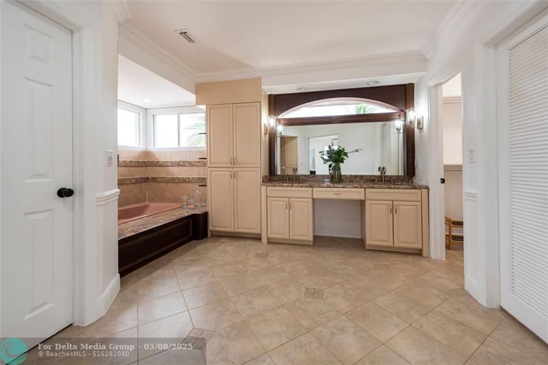 1749 SE 9th Street, Fort Lauderdale, FL 33316 Photo