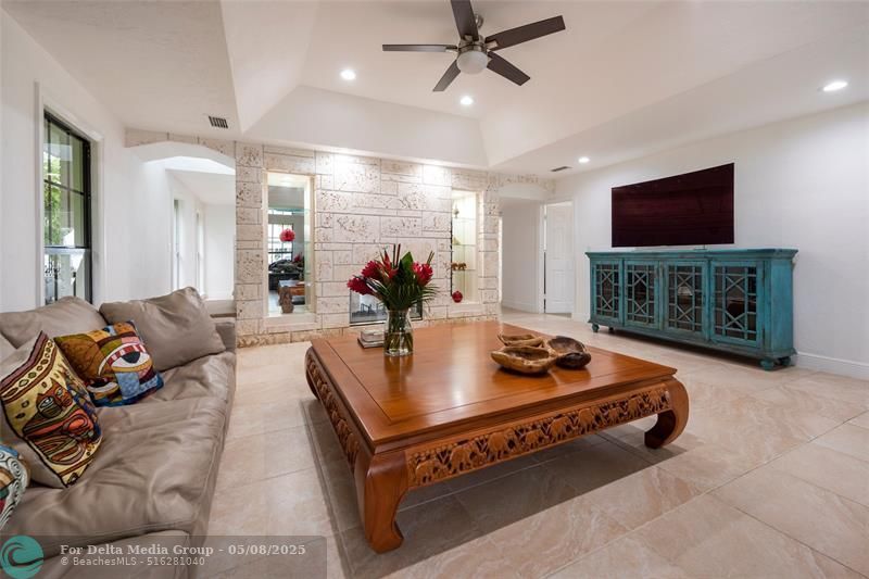 1749 SE 9th Street, Fort Lauderdale, FL 33316 Photo