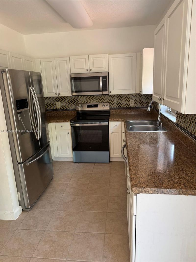 4139 NE 26th St, Homestead, FL 33033 Photo