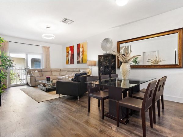 5640 NW 115th Ct, Unit 204, Doral, FL 33178