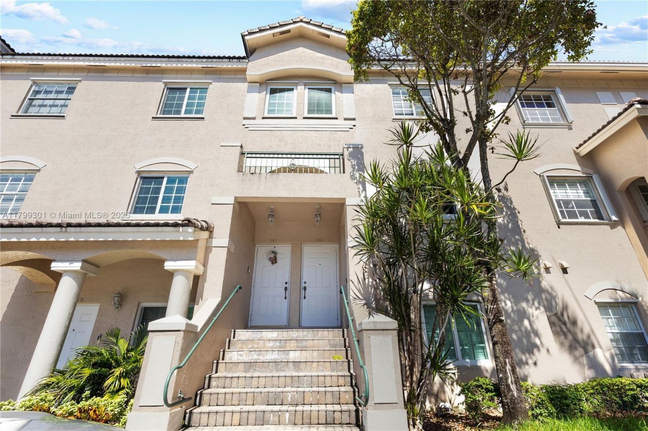 5640 NW 115th Ct, Unit 204, Doral, FL 33178 Photo