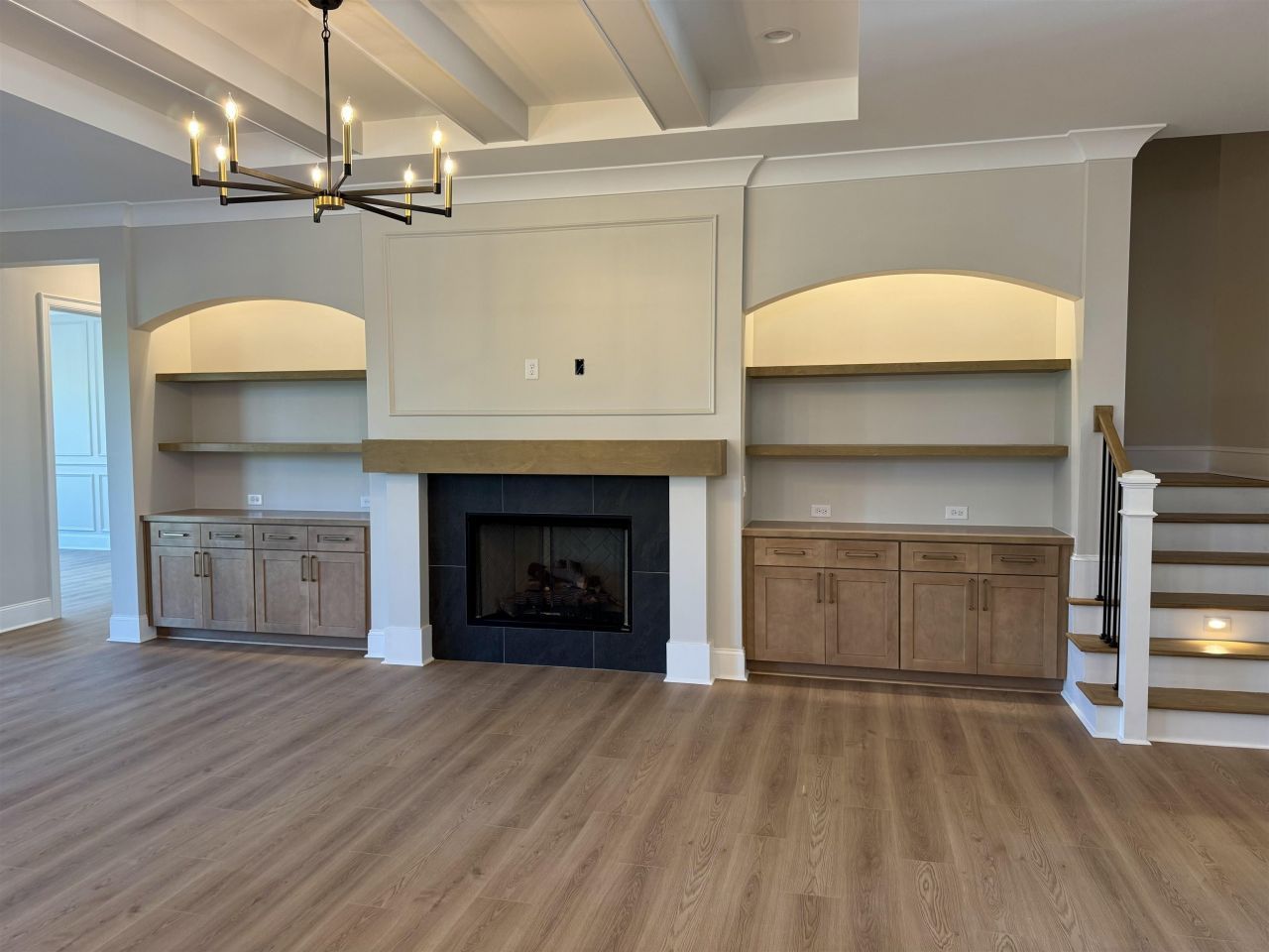 404 Plantation Oaks Dr. Photo 2