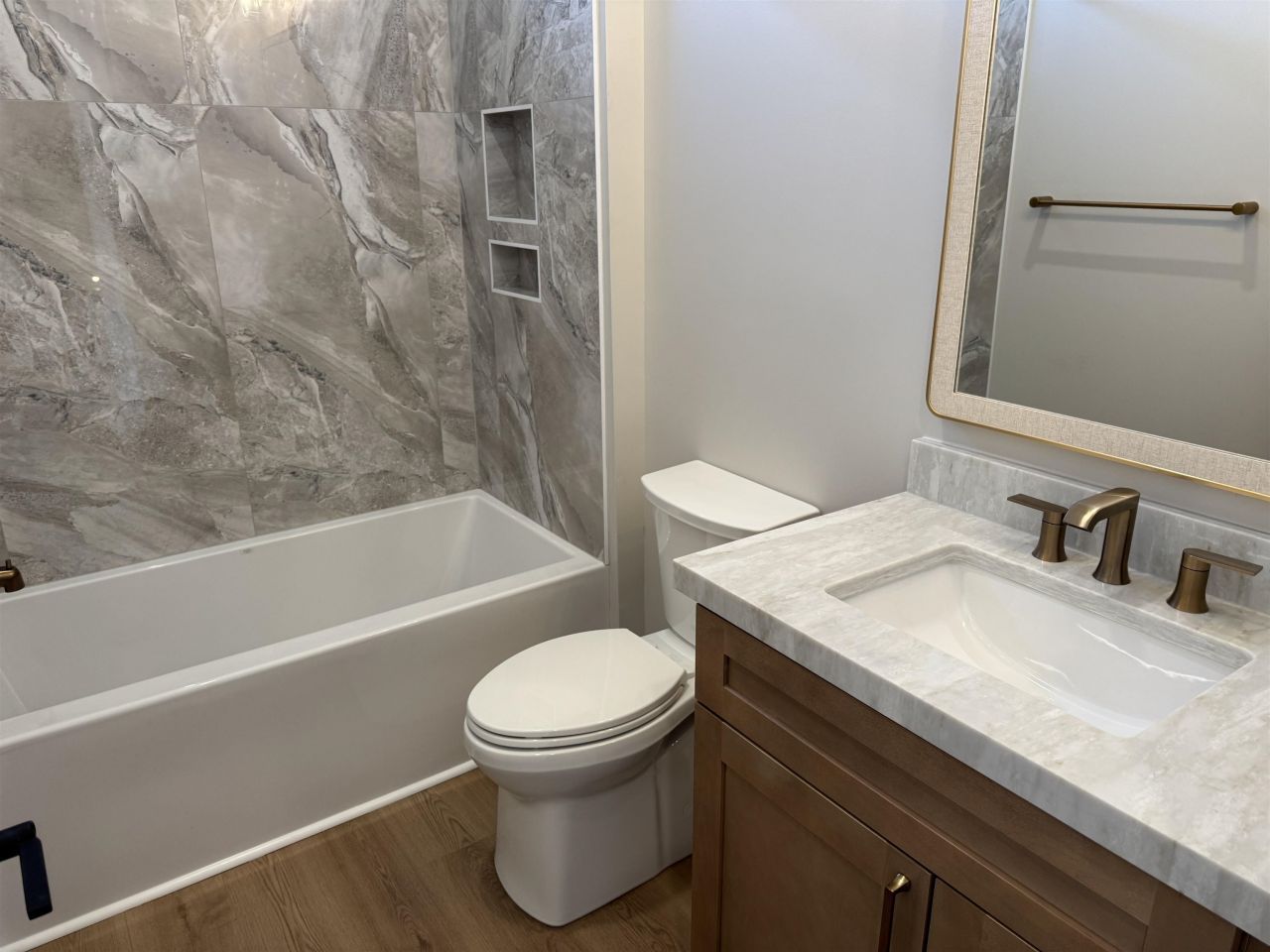 404 Plantation Oaks Dr. Photo 20