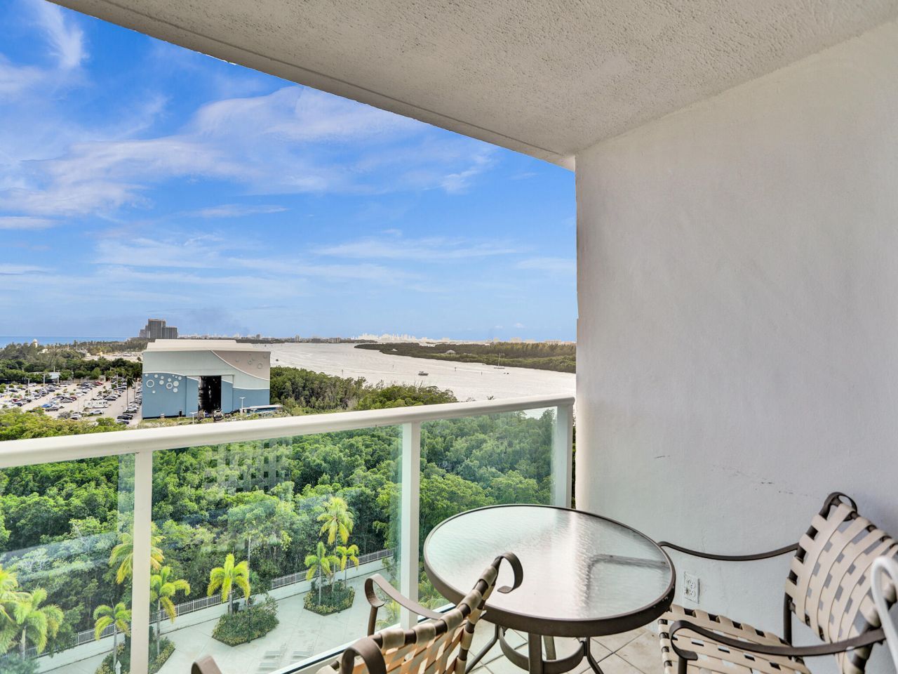 100 Bayview Drive, Unit 1125, Sunny Isles Beach, FL 33160 Photo