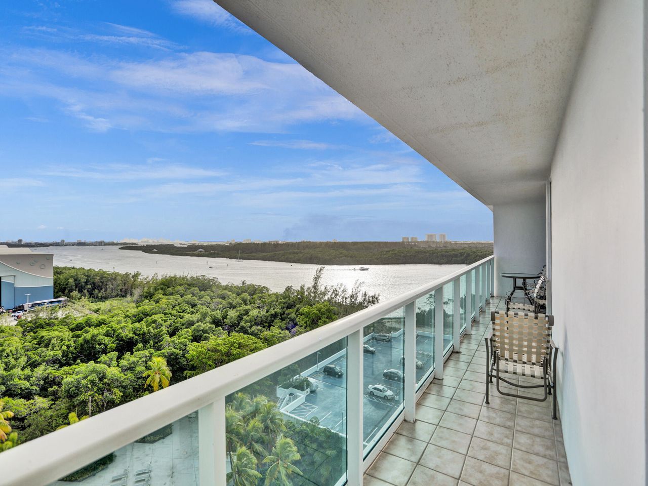 100 Bayview Drive, Unit 1125, Sunny Isles Beach, FL 33160 Photo