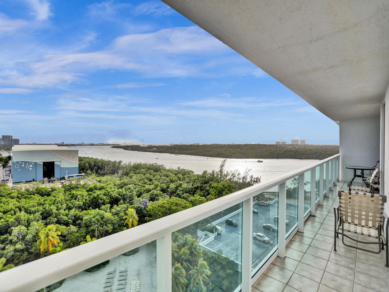 100 Bayview Drive, Unit 1125, Sunny Isles Beach, FL 33160 Photo