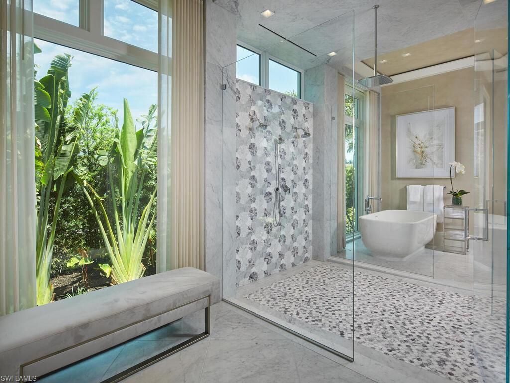 3233 Gin Ln, Naples, FL 34102 Photo