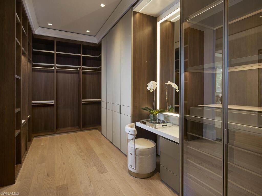 3233 Gin Ln, Naples, FL 34102 Photo