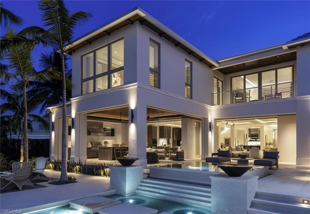 3233 Gin Ln, Naples, FL 34102 Photo