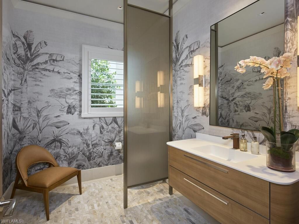 3233 Gin Ln, Naples, FL 34102 Photo