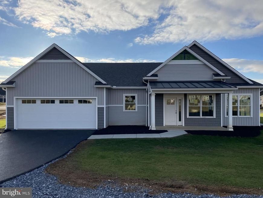 90 South Village Circle, Unit 240, Palmyra, PA 17078 Main Photo