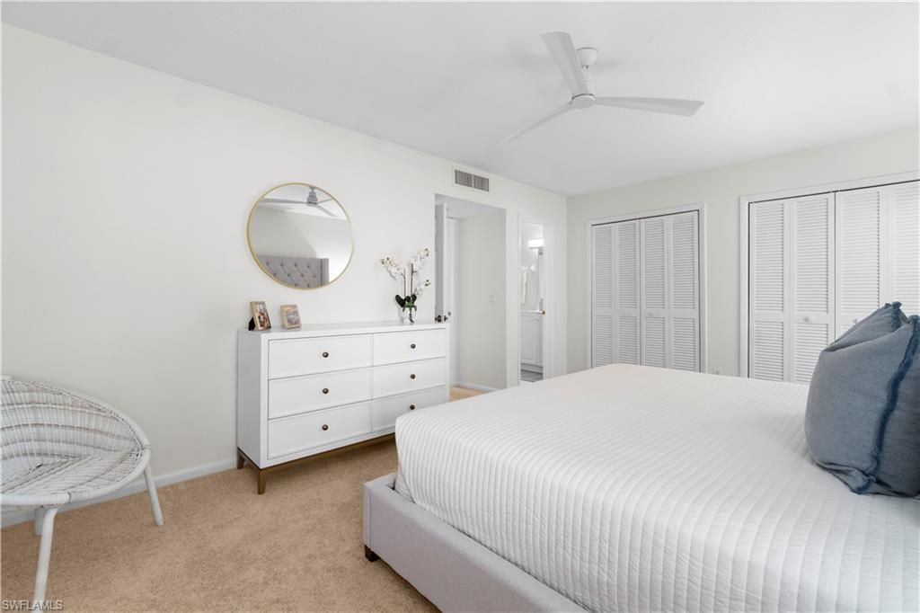 290 4th St S, Unit 202, Naples, FL 34102 Photo