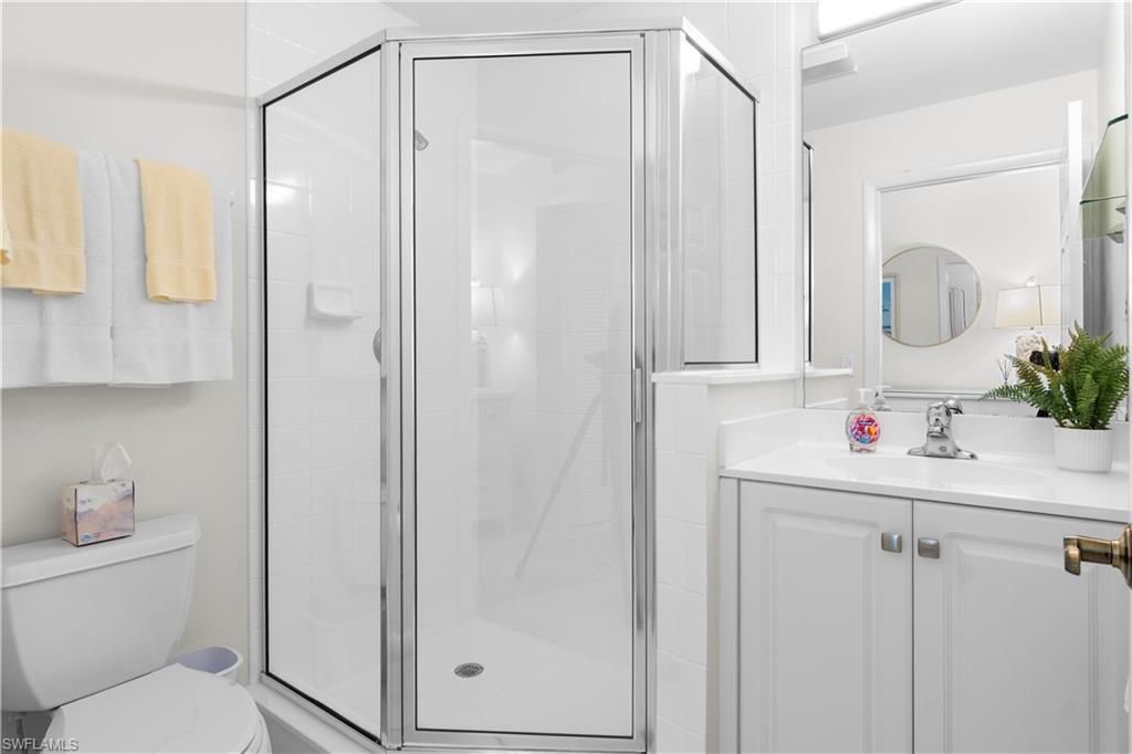 290 4th St S, Unit 202, Naples, FL 34102 Photo