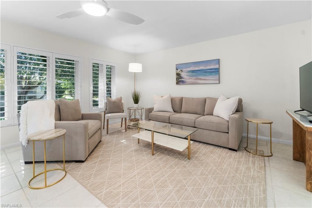 290 4th St S, Unit 202, Naples, FL 34102 Photo