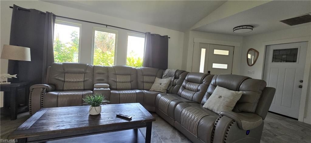 1610 Cornwallis Pkwy, Cape Coral, FL 33904 Photo