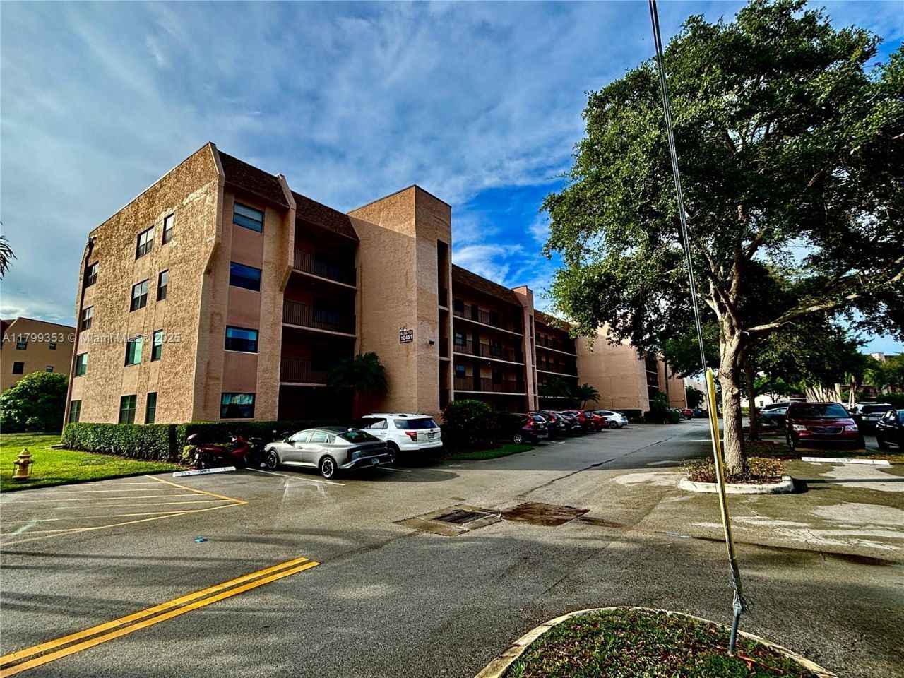 10451 Sunrise Lakes Blvd, Unit 205, Sunrise, FL 33322 Photo