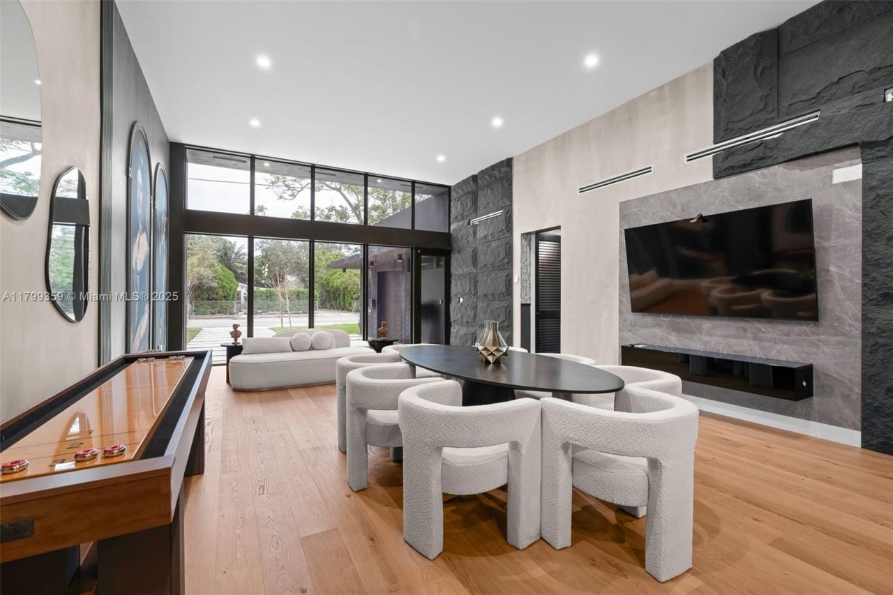 400 NW 49th St, Miami, FL 33127 Photo